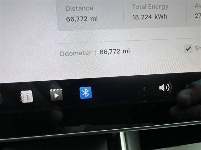 2018 Tesla Model 3 Long Range photo 22