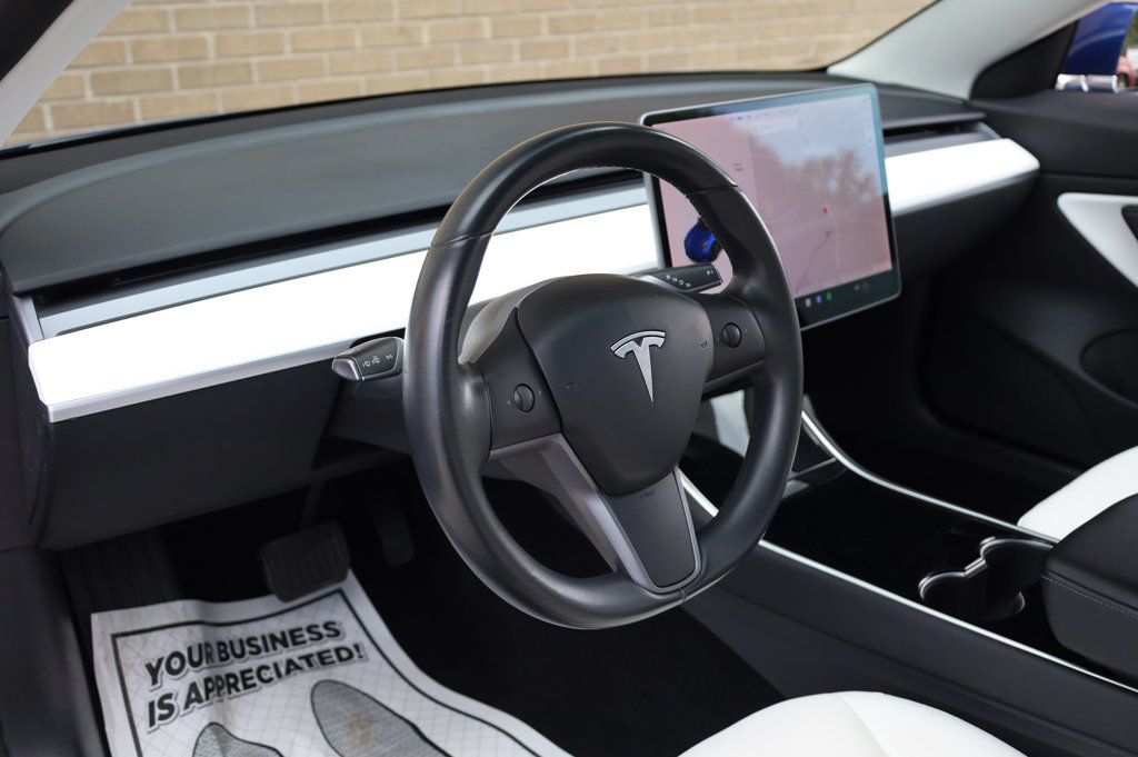 2018 Tesla Model 3 Long Range photo 14