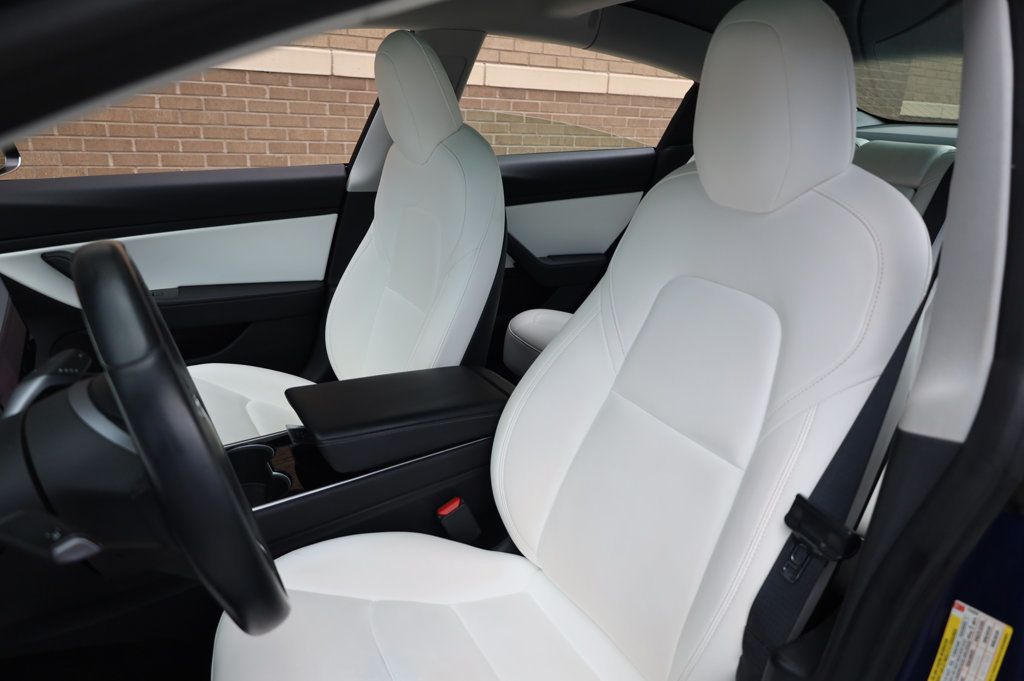 2018 Tesla Model 3 Long Range photo 16