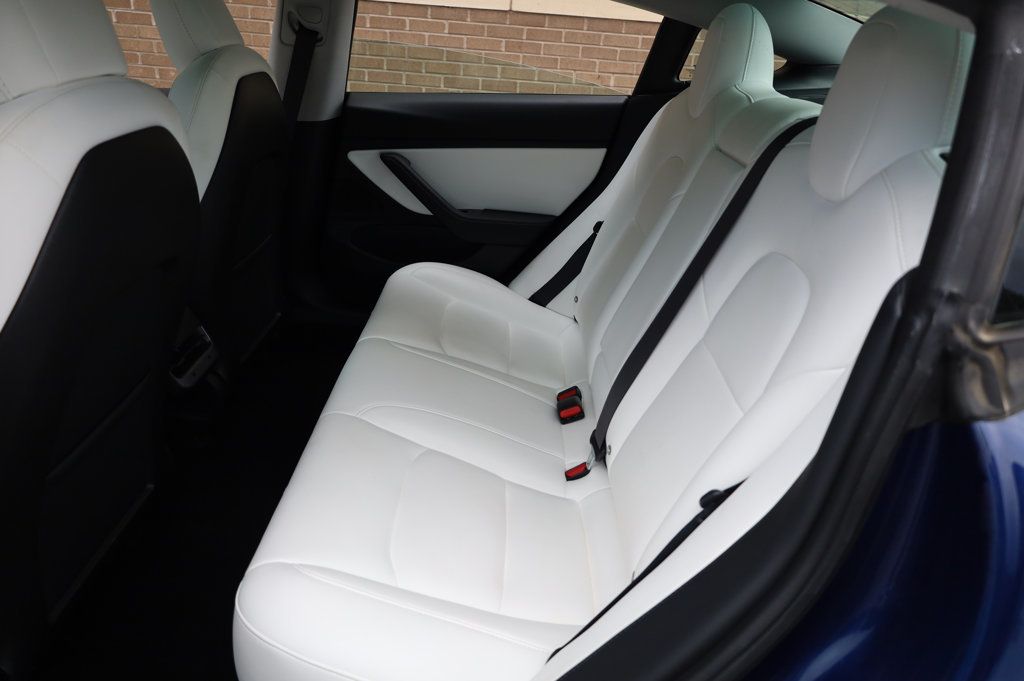 2018 Tesla Model 3 Long Range photo 17
