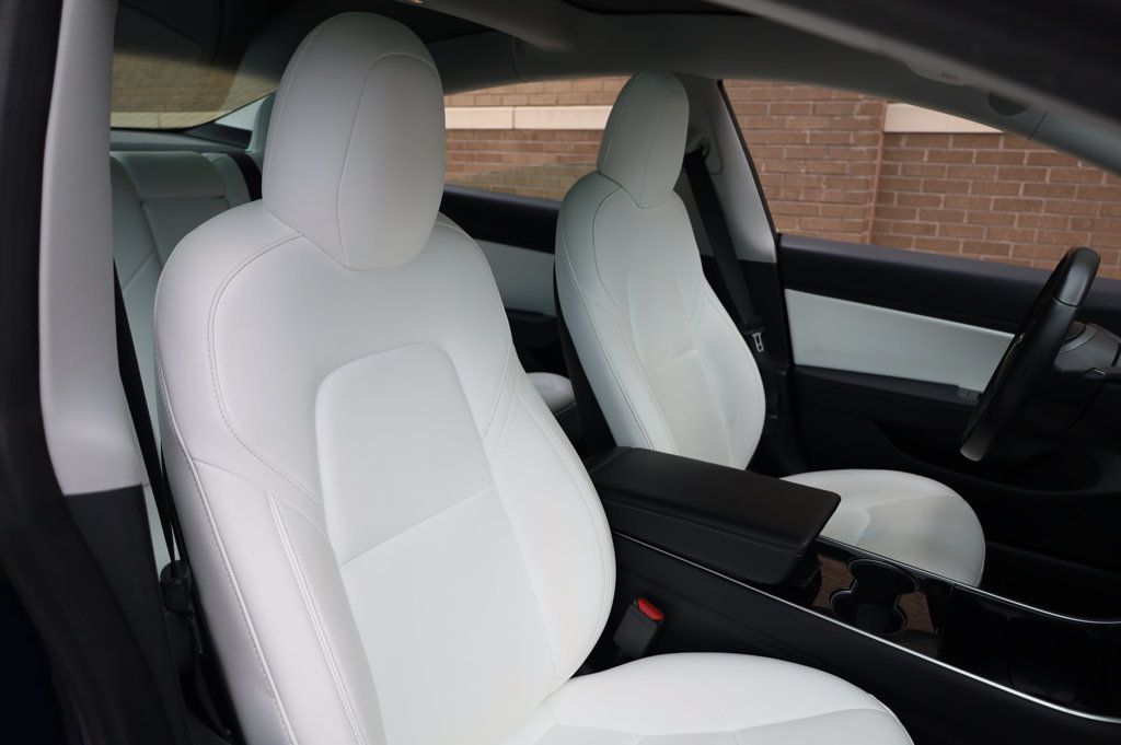 2018 Tesla Model 3 Long Range photo 22