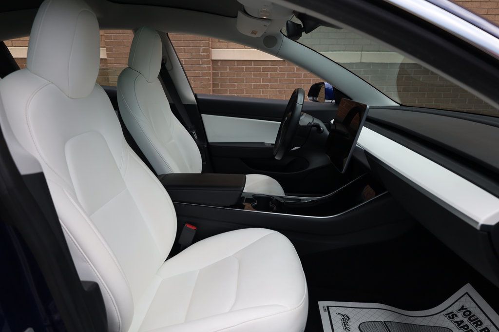 2018 Tesla Model 3 Long Range photo 23