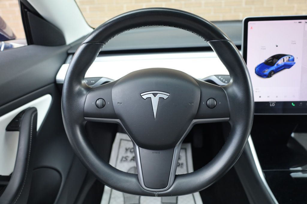2018 Tesla Model 3 Long Range photo 26