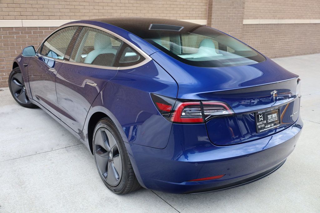 2018 Tesla Model 3 Long Range photo 8