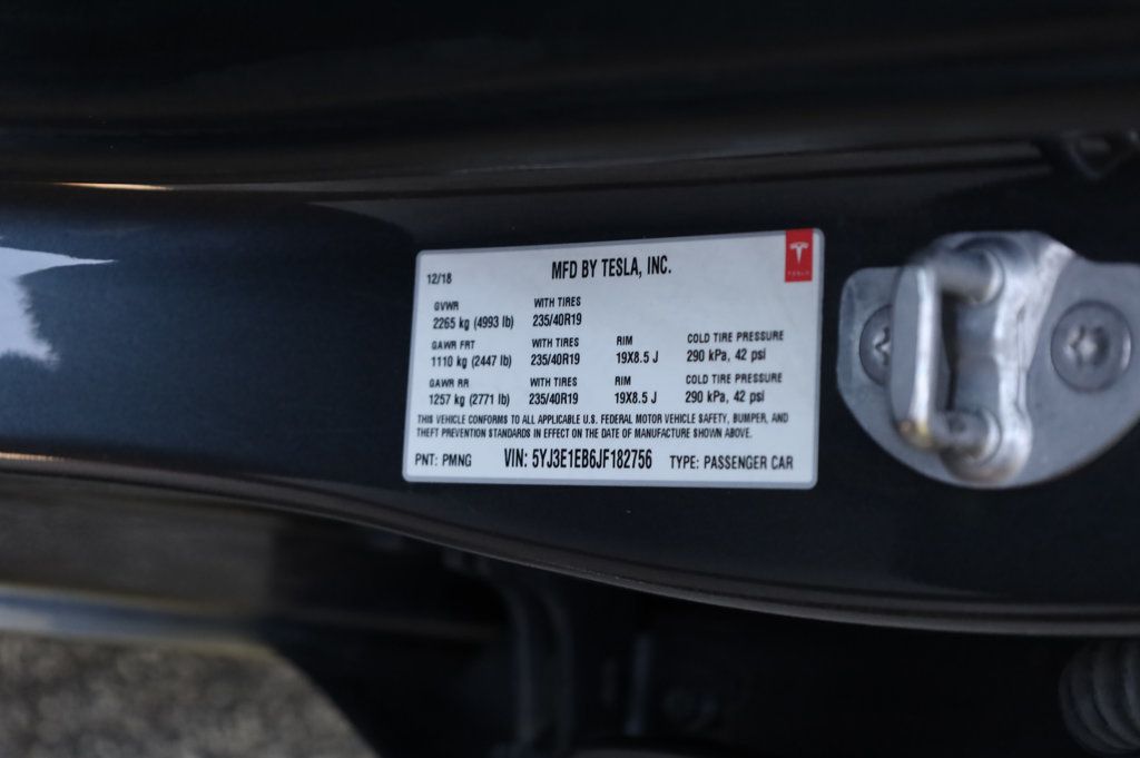 2018 Tesla Model 3 Long Range photo 13