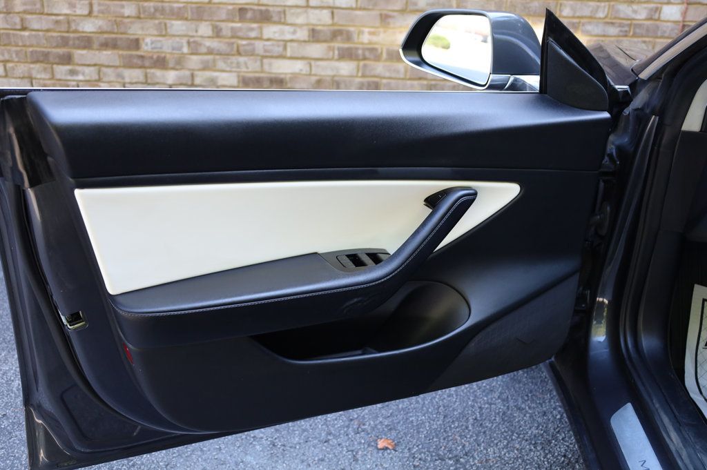 2018 Tesla Model 3 Long Range photo 14