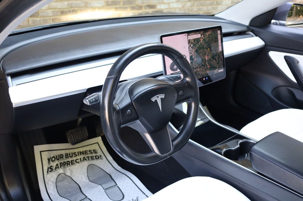 2018 Tesla Model 3 Long Range photo 15