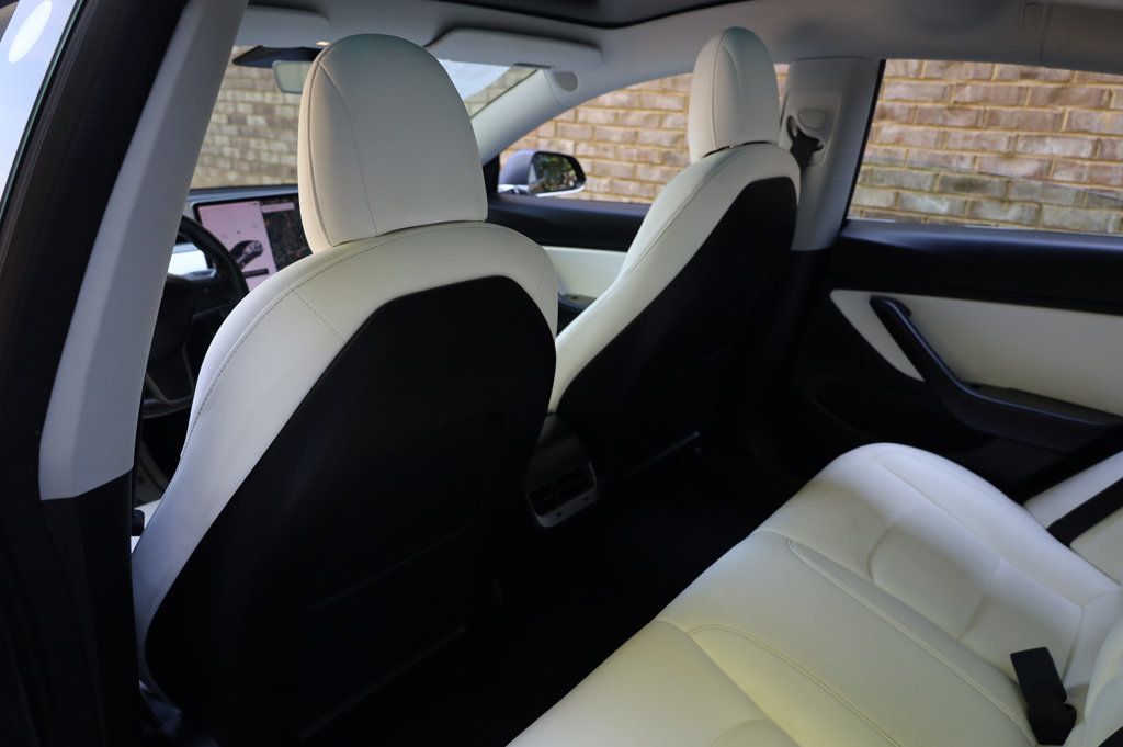 2018 Tesla Model 3 Long Range photo 18