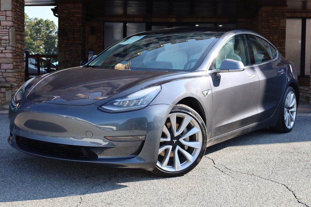 2018 Tesla Model 3 Long Range photo 2