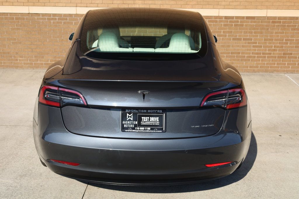 2018 Tesla Model 3 Long Range photo 9