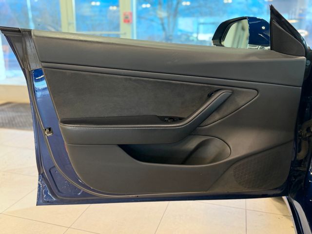 2018 Tesla Model 3 Long Range Battery AWD - 22979284 - 17