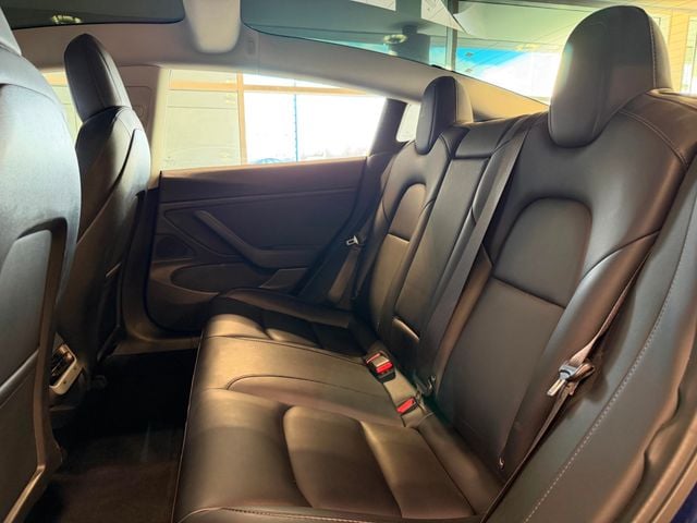 2018 Tesla Model 3 Long Range Battery AWD - 22979284 - 19