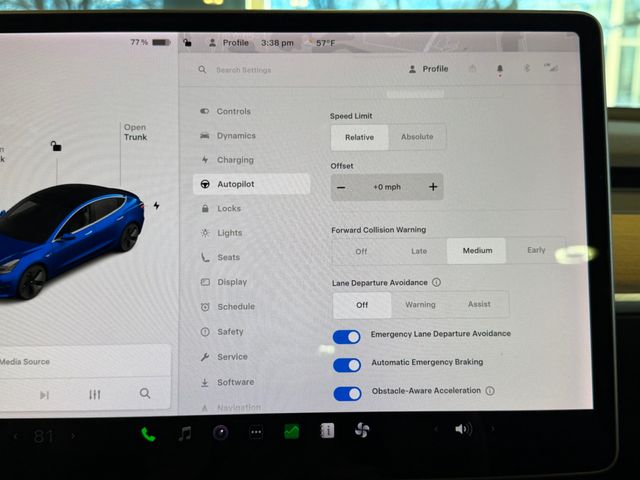 2018 Tesla Model 3 Long Range Battery AWD - 22979284 - 26