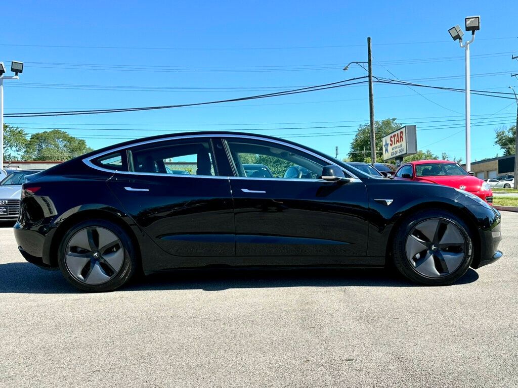 2018 Tesla Model 3 Long Range Battery AWD - 21963127 - 18