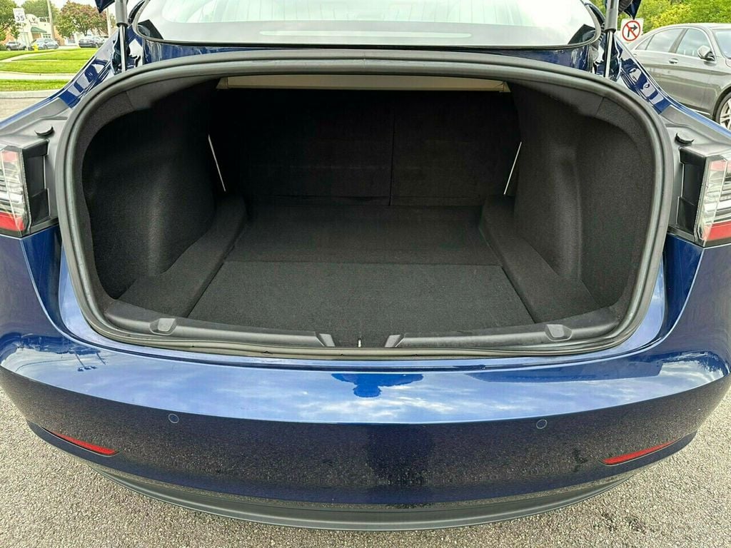 2018 Tesla Model 3 Long Range Battery AWD - 22123732 - 45