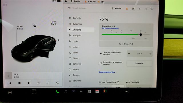 2018 Tesla Model 3 Long Range Battery AWD w/ Acceleration Boost - 23006145 - 18
