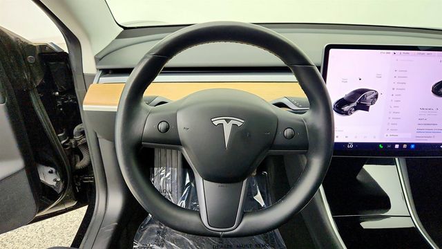 2018 Tesla Model 3 Long Range Battery AWD w/ Enhanced Autopilot - 23017802 - 12