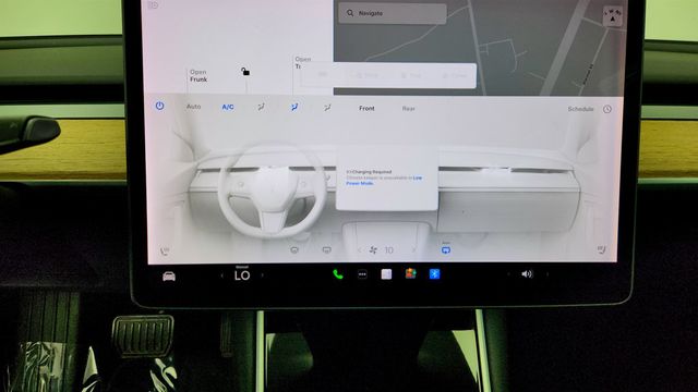 2018 Tesla Model 3 Long Range Battery AWD w/ Enhanced Autopilot - 23017802 - 20