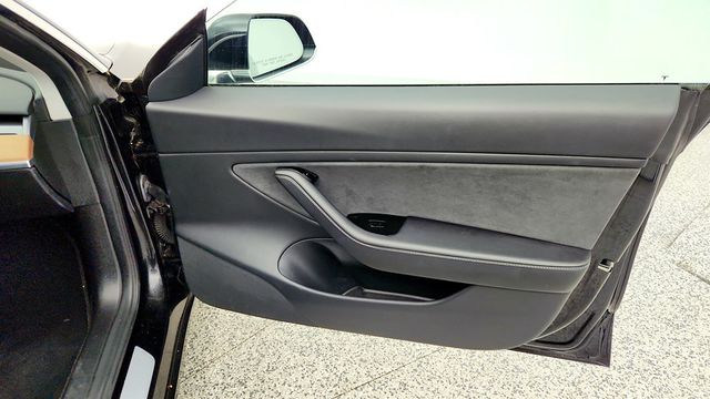 2018 Tesla Model 3 Long Range Battery AWD w/ Enhanced Autopilot - 23017802 - 29
