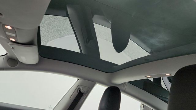 2018 Tesla Model 3 Long Range Battery AWD w/ Enhanced Autopilot & 19'' Sport Wheels - 22956490 - 9