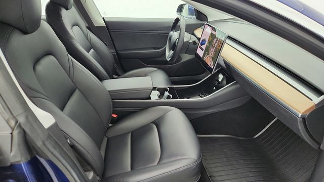 2018 Tesla Model 3 Long Range Battery AWD w/ Enhanced Autopilot & 19'' Sport Wheels - 22956490 - 29