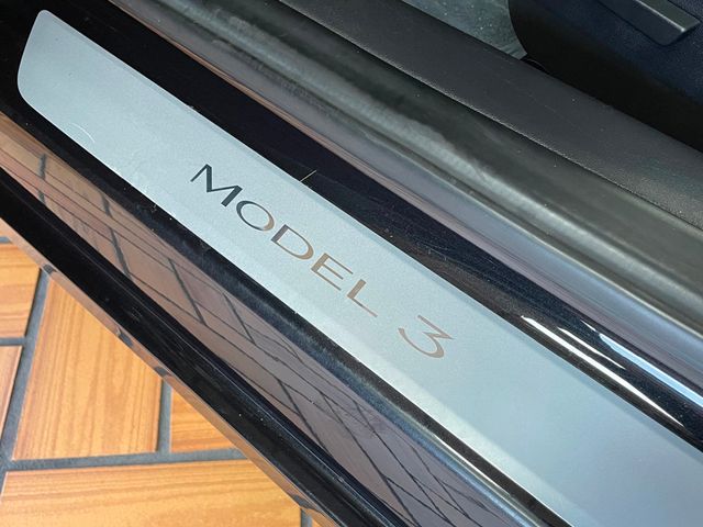 2018 Tesla Model 3 Long Range Battery RWD - 22940660 - 12
