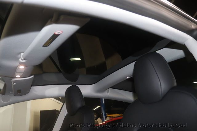 2018 Tesla Model 3 Long Range Battery RWD - 21693607 - 17