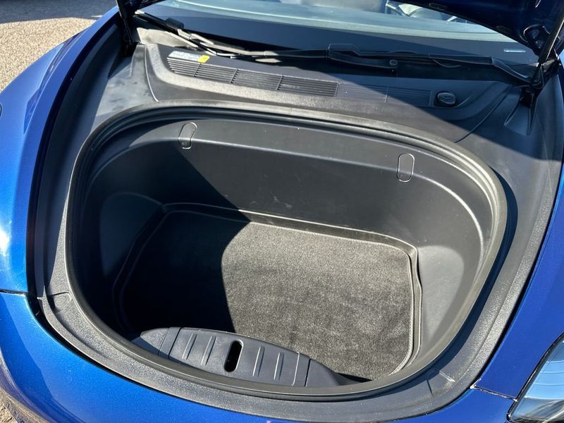 2018 Tesla Model 3 Long Range Battery RWD - 22963713 - 21