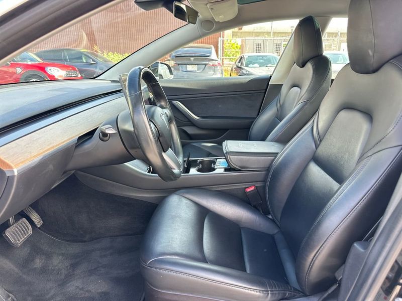 2018 Tesla Model 3 Long Range Battery RWD - 23061449 - 11