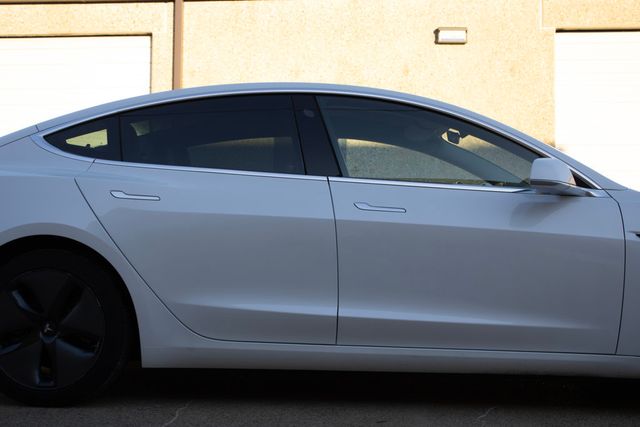 2018 Tesla Model 3 Long Range Battery RWD - 22771961 - 19