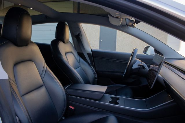 2018 Tesla Model 3 Long Range Battery RWD - 22771961 - 44