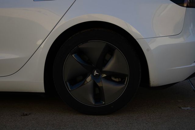 2018 Tesla Model 3 Long Range Battery RWD - 22771961 - 4