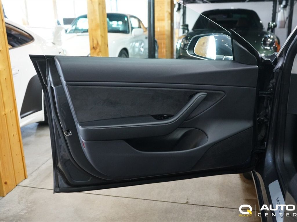 2018 Tesla Model 3 Long Range Battery RWD - 22996131 - 10