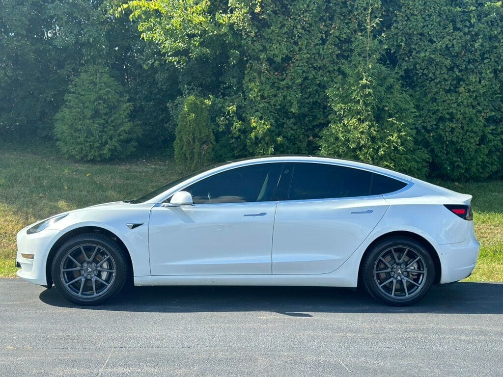 2018 Tesla Model 3 Long Range photo 3