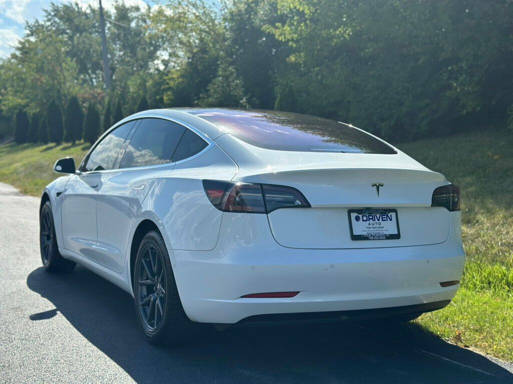 2018 Tesla Model 3 Long Range photo 4