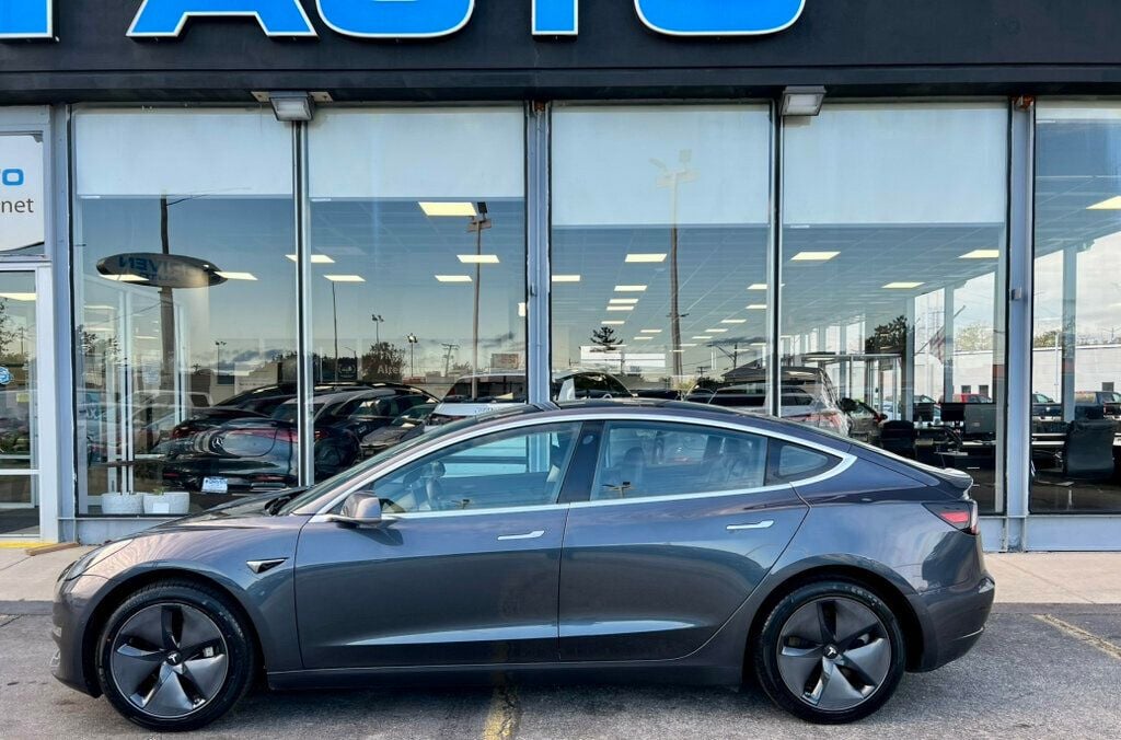 2018 Tesla Model 3 Long Range Battery RWD - 22926912 - 28