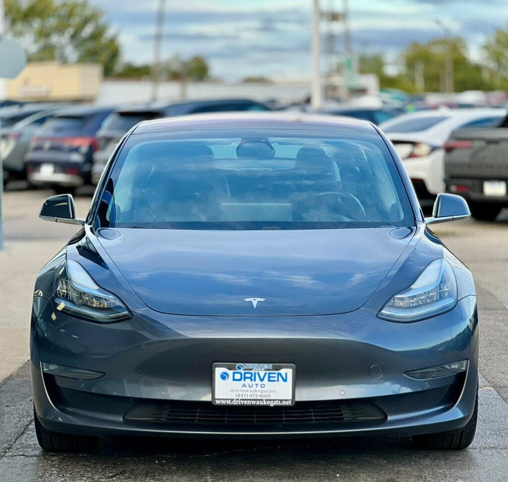 2018 Tesla Model 3 Long Range Battery RWD - 22926912 - 32