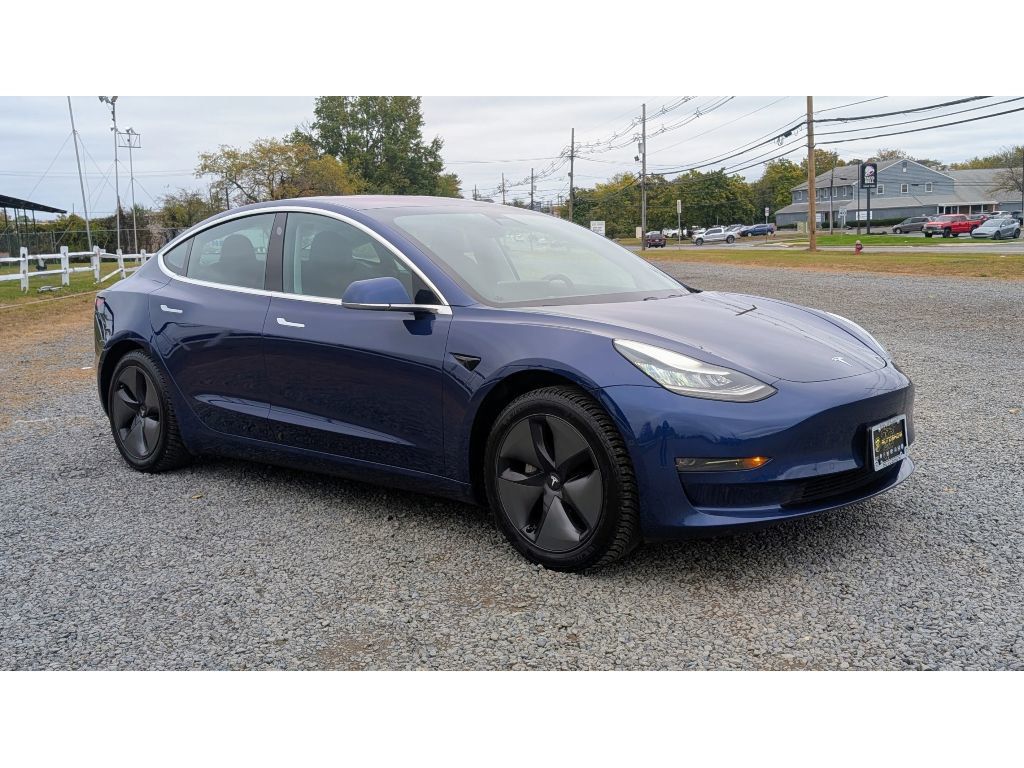 2018 Tesla Model 3 Long Range photo 3
