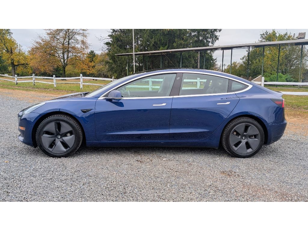 2018 Tesla Model 3 Long Range photo 4