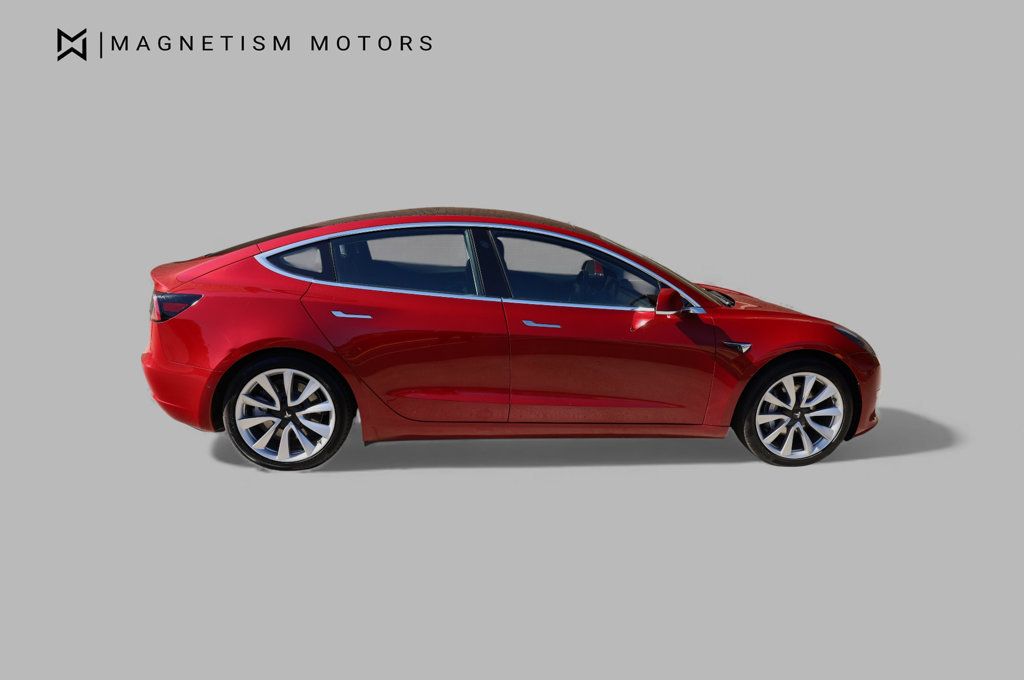 2018 Tesla Model 3 Long Range photo 3