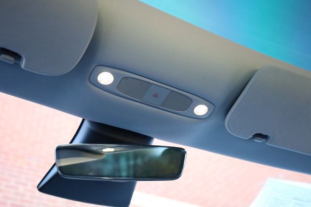 2018 Tesla Model 3 Long Range Battery RWD - 22939905 - 32