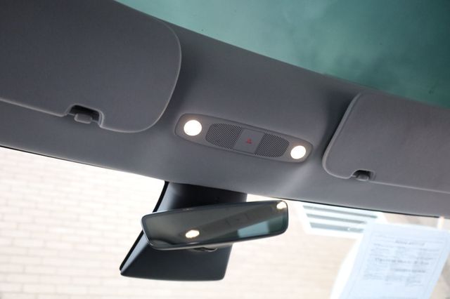 2018 Tesla Model 3 Long Range Battery RWD - 22939965 - 32