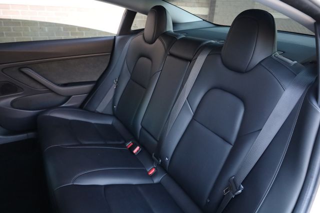 2018 Tesla Model 3 Long Range Battery RWD - 22946139 - 19