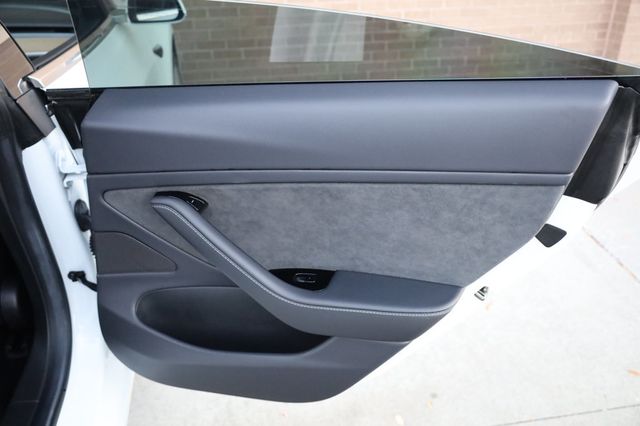 2018 Tesla Model 3 Long Range Battery RWD - 22946139 - 20