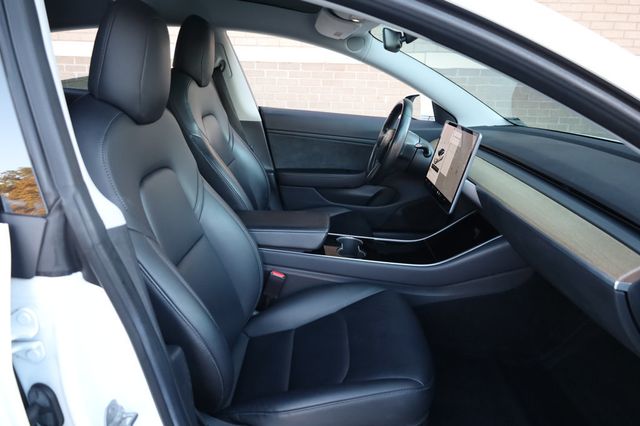 2018 Tesla Model 3 Long Range Battery RWD - 22946139 - 25