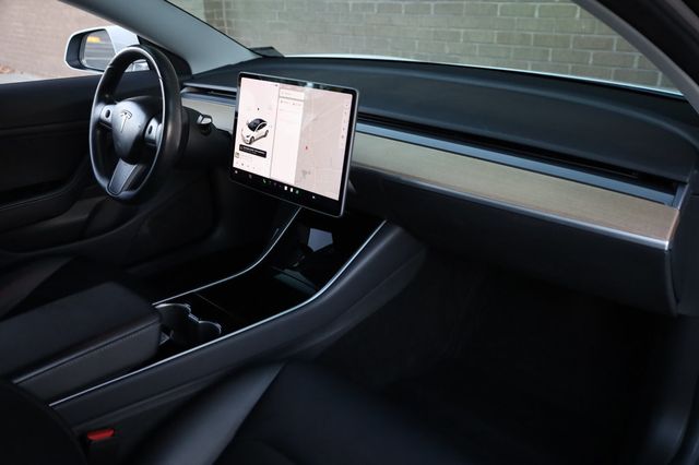 2018 Tesla Model 3 Long Range Battery RWD - 22946139 - 27