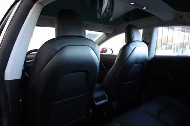 2018 Tesla Model 3 Long Range Battery RWD - 22958270 - 16