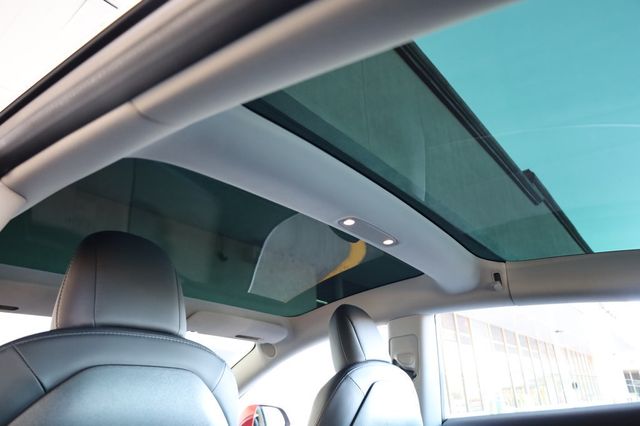 2018 Tesla Model 3 Long Range Battery RWD - 22958270 - 17