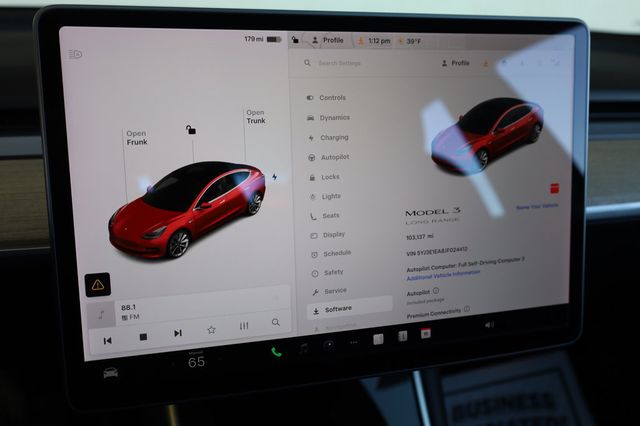 2018 Tesla Model 3 Long Range Battery RWD - 22958270 - 32