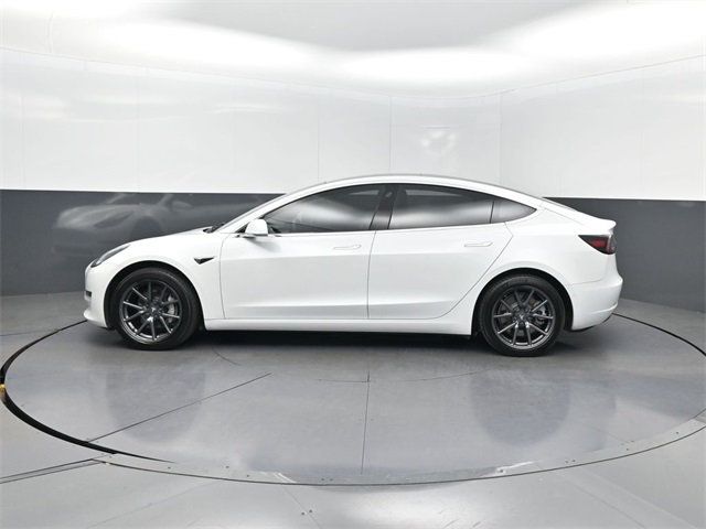 2018 Tesla Model 3 Long Range photo 2